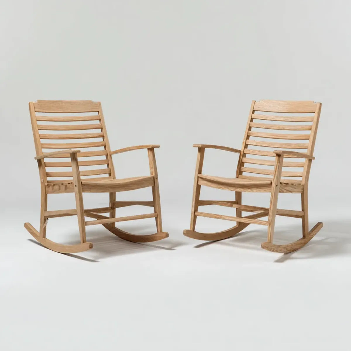 Lot de 2 fauteuils à bascule de jardin naturel en bois massif à dossier haut 65 x 92 x 112 cm