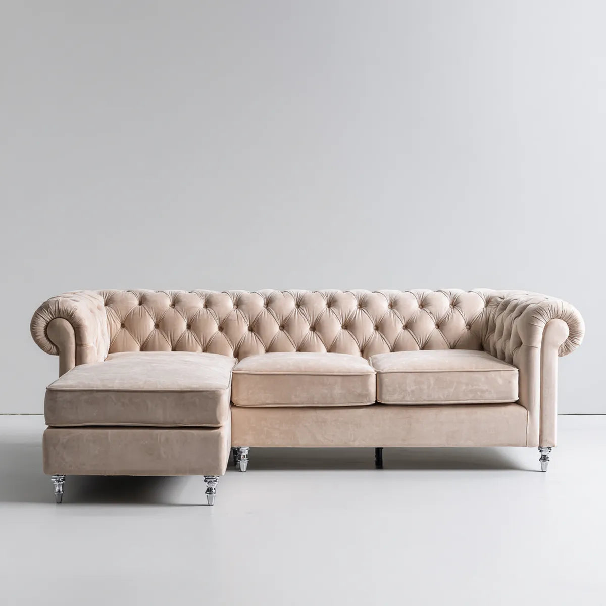Canapé d’angle gauche Chesterfield 3 places beige en velours polyester 260 x 160 x 78 cm